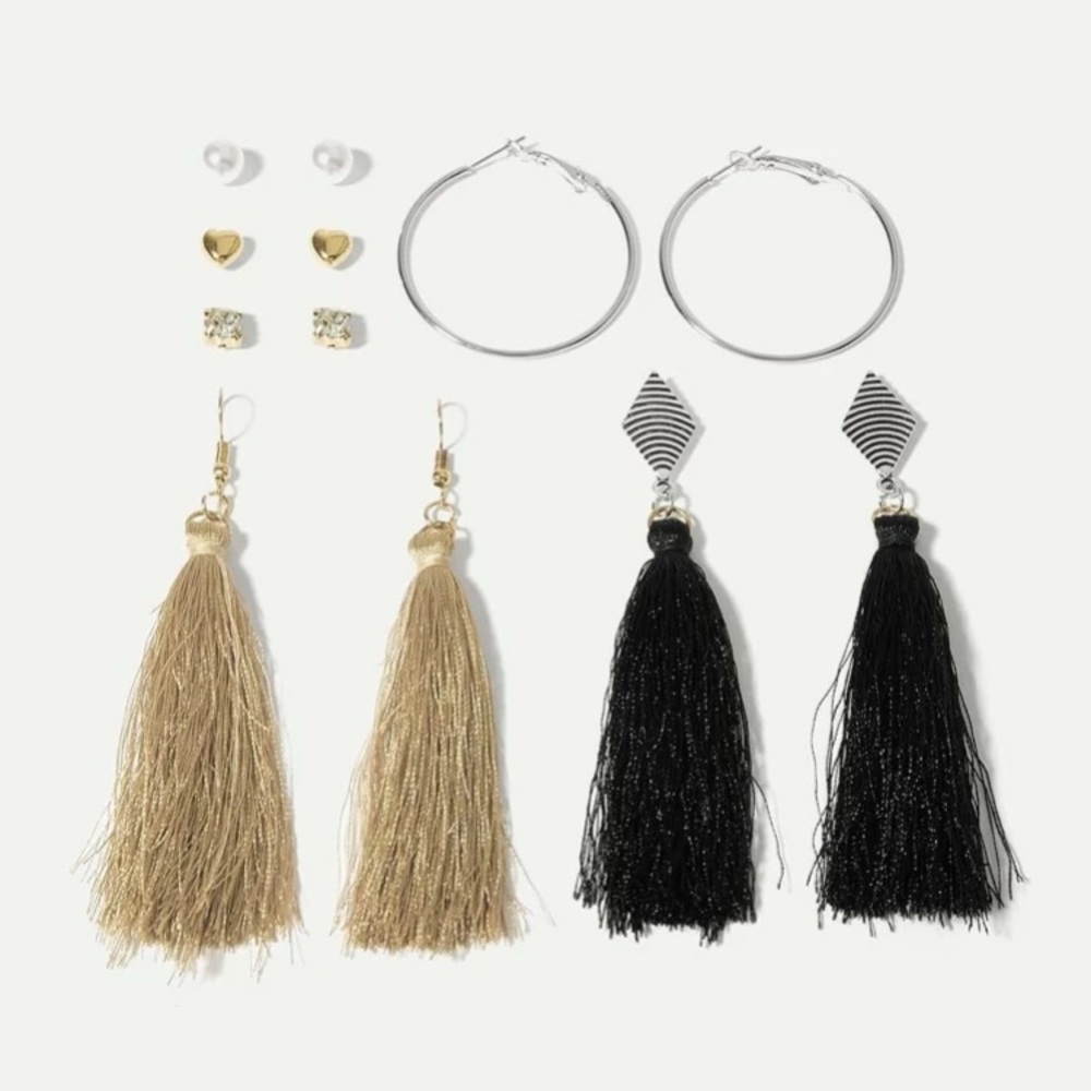 Heart and Tassel Desing Earrings